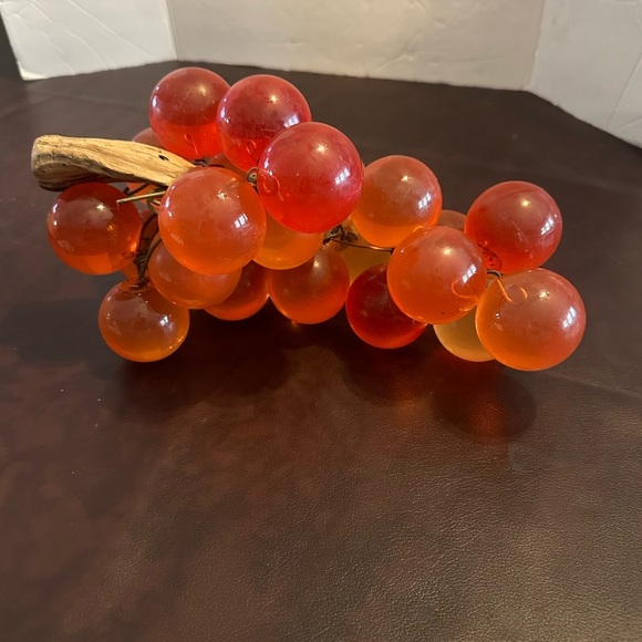 Lucite grape bunch - Picture 1 of 8